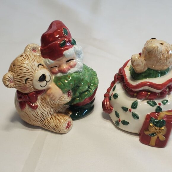 Fits and Floyd Holiday Elf Teddy Bear Christmas Salt & Pepper Shakers Holiday - Picture 3 of 7